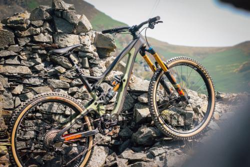 Saracen Ariel LT specs and reviews
